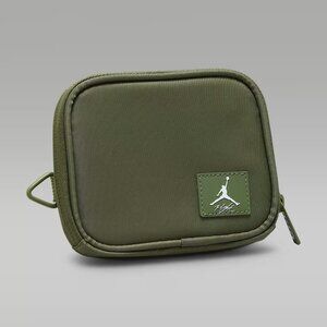 NWT Jordan Zip Wallet Pouch with Key Clip